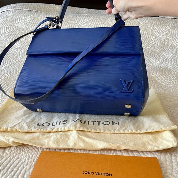 Louis Vuitton Cluny MM bag - Picture 6 of 16